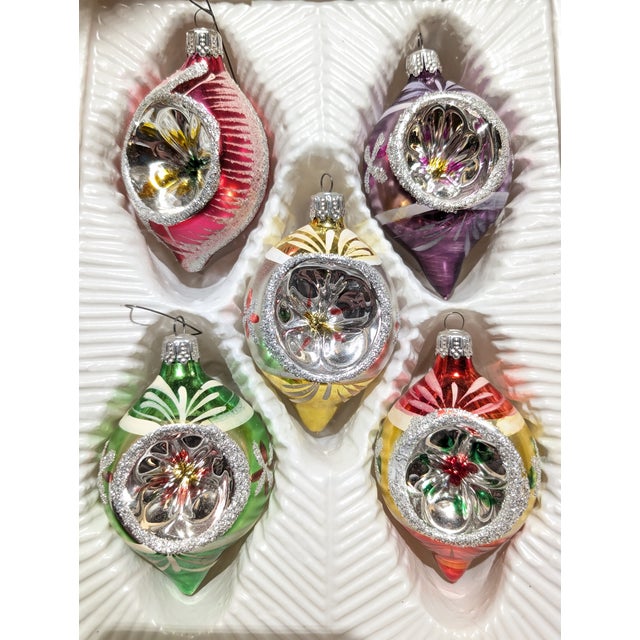 1970s 10 Piece European Teardrop Indented Christmas Ornaments For Sale - Image 4 of 4