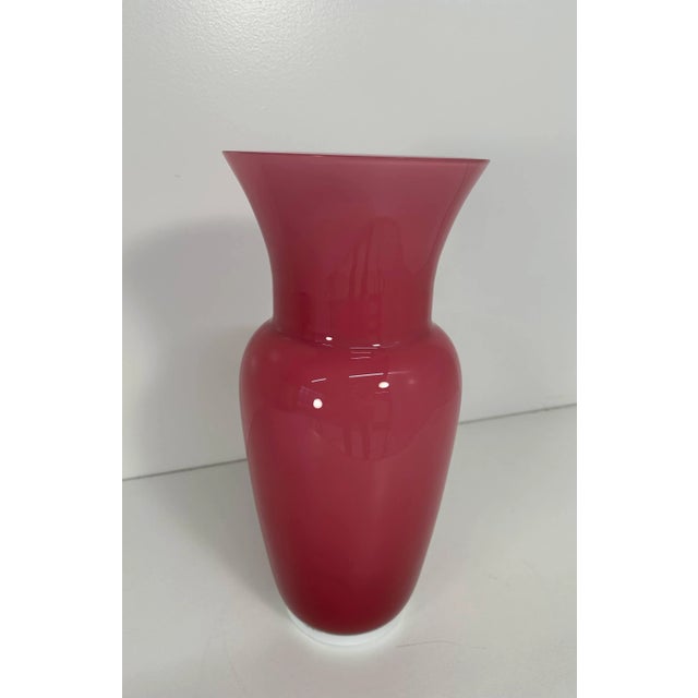 Italian Pink Murano Glass Vase by Tommaso Buzzi, 1990s For Sale - Image 4 of 8