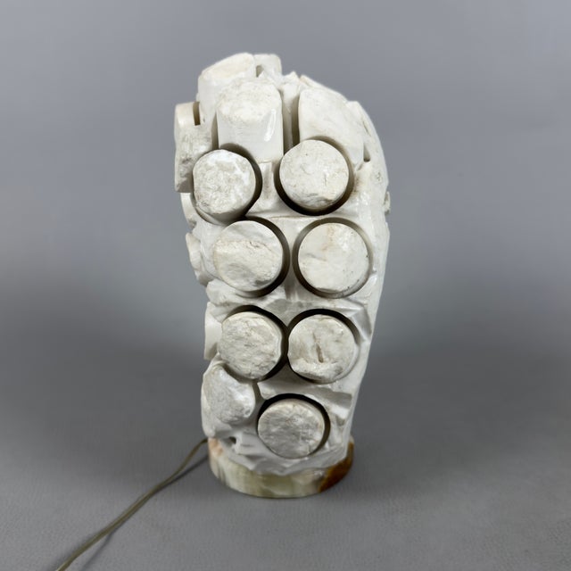 Sculptural Abstract Face Table Lamp in Marble, 20th Century For Sale - Image 4 of 15