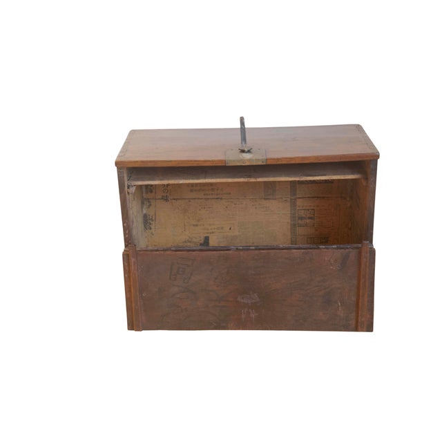 Traditional Antique Elm Korean Bandaji Chest For Sale - Image 3 of 4