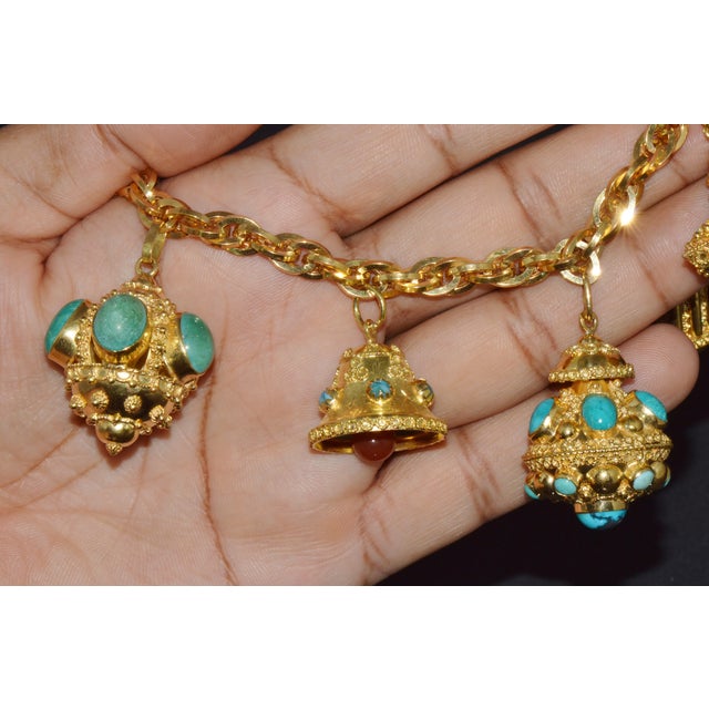 Estate Italian Unoaerre Etruscan Revival Solid 18k Gold Turquoise Carnelian Charm Fob Bracelet For Sale In Dallas - Image 6 of 17