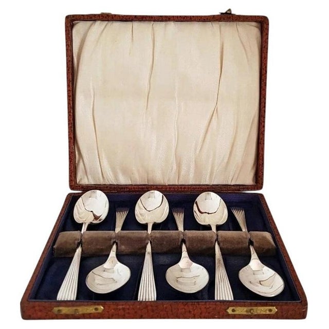 A fine set of George V sterling silver tea or coffee spoons, hallmarked Sheffield 1918 and made by the renowned...