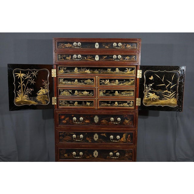 Chinese Cabinet in Lacquered Wood and Painted Wood For Sale - Image 17 of 18