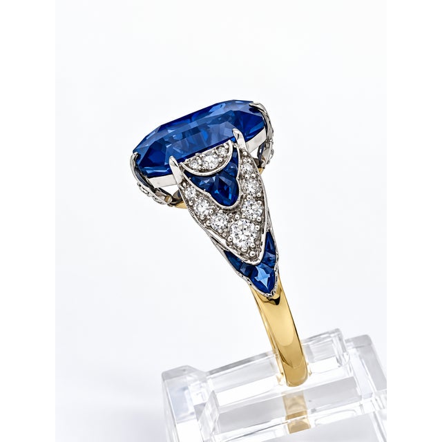 Metal Art Deco Platinum Blue Sapphire Ring, 5.76ct No Heat, Diamonds, 1930 For Sale - Image 7 of 11