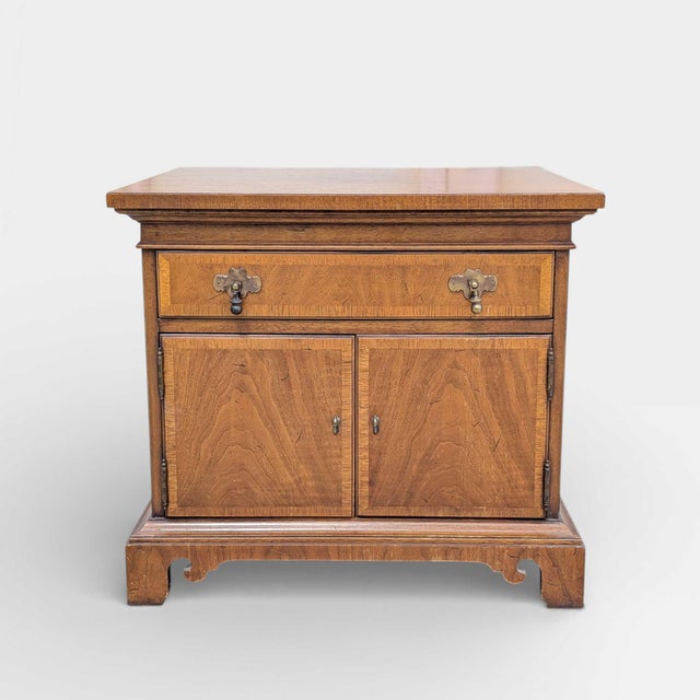 Pair of Thomasville Mid-Century Wood Nightstands For Sale - Image 15 of 18