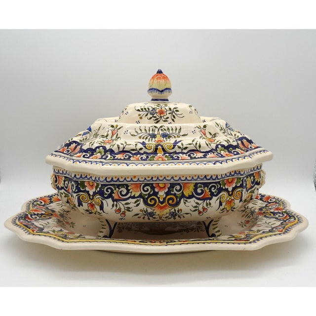 Large Vintage Hand Painted French Vieux Rouen Tureen with Charger, 1930s, in Very Good conditions. Designed 1920 to 1949...