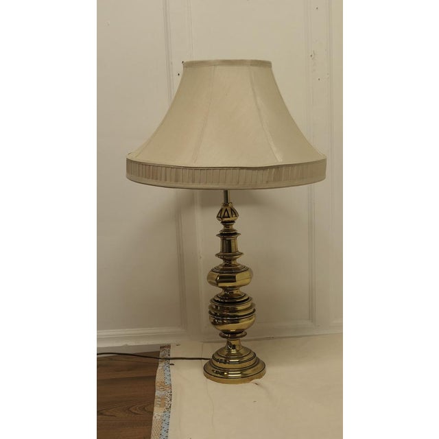 Large Bulbous Brass Table Lamps, 1890s, Set of 2 For Sale - Image 3 of 10