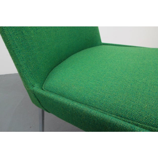 Mid-Century Modern Dispo 8 Grass Green Hopsak & Chrome Chair from Mauser, 1960s For Sale - Image 3 of 10