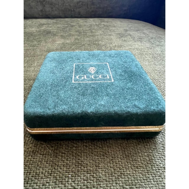 Metal Vintage Gucci Gold Plate Cufflinks & Tie Clip “Circa 1970s” Original Gucci Green For Sale - Image 7 of 16
