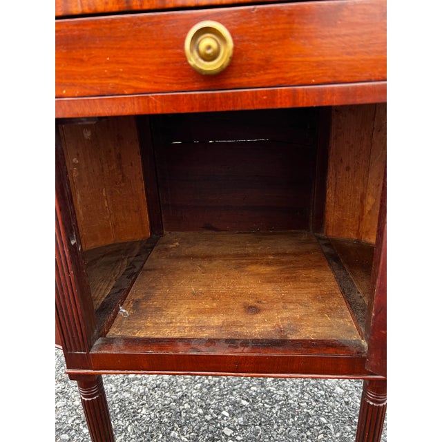 Antique Sheraton Astragal Sewing Stand Table, Philadelphia, Circa 1810s For Sale - Image 11 of 13