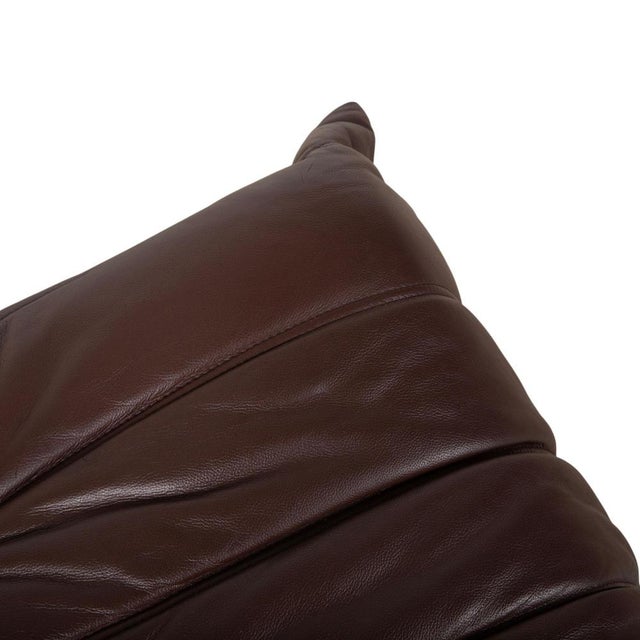 Togo Ottoman in Brown Leather by Michel Ducaroy for Ligne Roset For Sale - Image 6 of 15