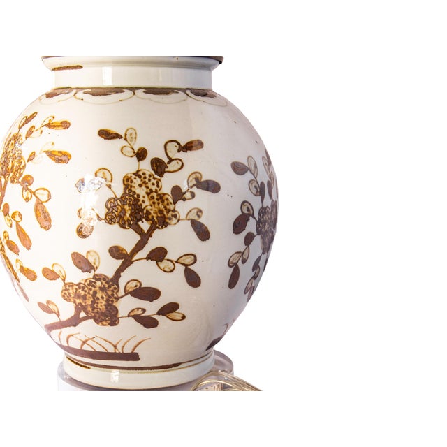 Chinese 1990s Chinese Brown and White Ginger Jar Lamps, a Pair For Sale - Image 3 of 10