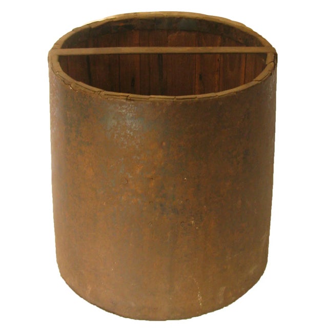 Rustic antique French grain measure from the late 19th or early 20th century. Sourced through a to-the-trade importer of...