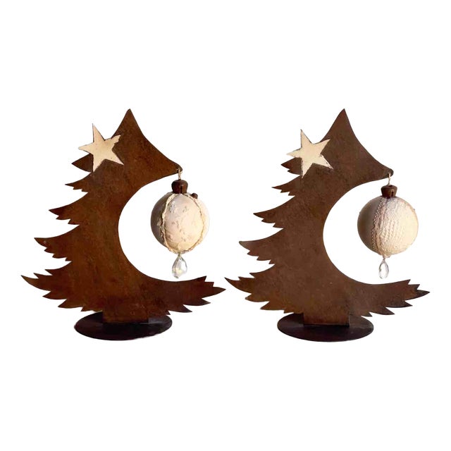 Handmade Christmas Decorations in Lightweight Rust-Effect Sheet Metal with Fabric Boules, Italy, 1990s, Set of 2 For Sale