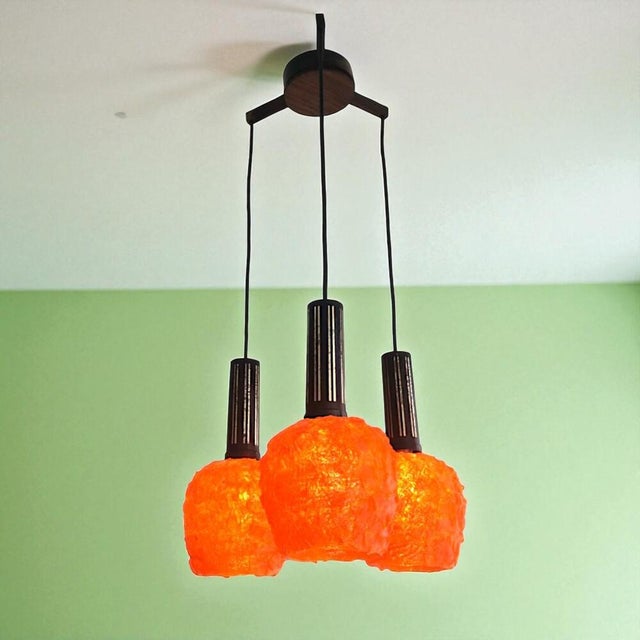 Italian Orange Acrylic Cascading Spaghetti Hanging Lamp, 1960s For Sale - Image 10 of 10