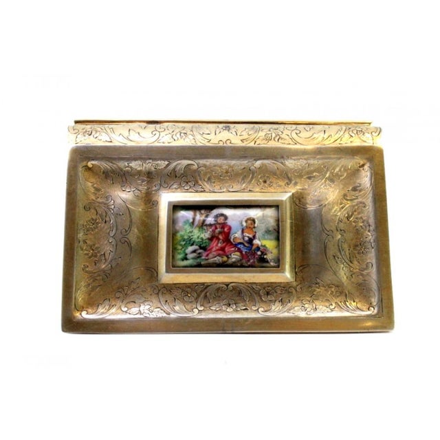Silver Jewelry Box in Gold-Plated Silver with Engraved Plant Motifs For Sale - Image 8 of 9