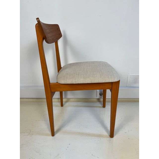 Danish Dining Chairs, Set of 6 For Sale - Image 4 of 7