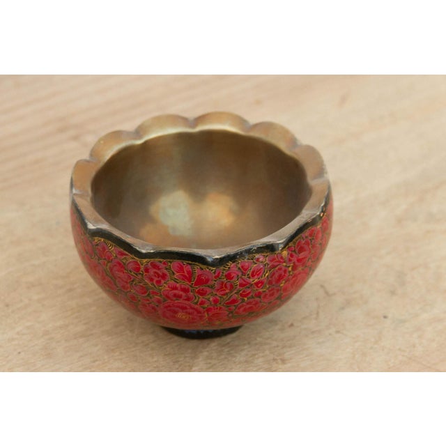 Indian Small Kashmiri Scalloped Enamel Bowl For Sale - Image 3 of 6