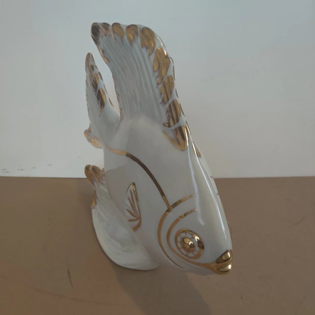 Italian Vintage Italian Ceramic White and Gold Angelfish For Sale - Image 3 of 4
