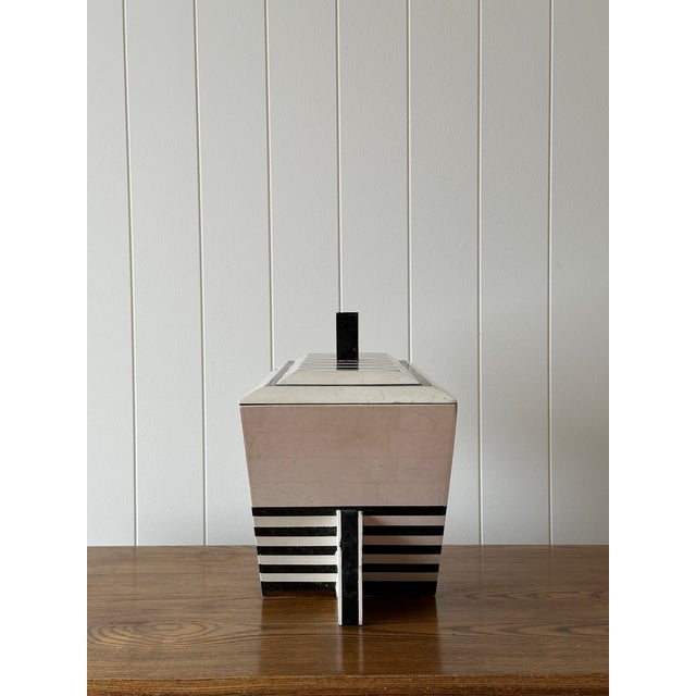 Vintage Maitland-Smith Tessellated Mactan Stone Box With Marble and Brass Inlay For Sale - Image 9 of 18