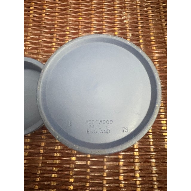 Neoclassical 1970s Portland Blue Wedgwood Tea Caddy Box For Sale - Image 3 of 4