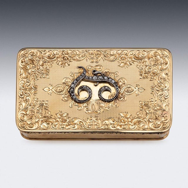 Antique 19th Century German 18k Gold & Diamond Snuff Box, Hanau, 1840s For Sale - Image 3 of 18
