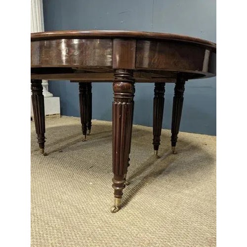 Oval Dining Table in Mahogany with 6 Legs, 19th Century For Sale - Image 5 of 11