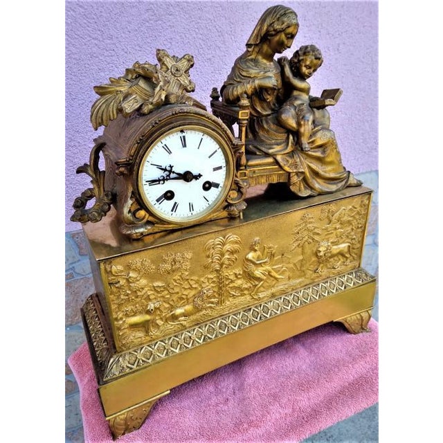 Rustic European French Gilt Bronze Figural Mantel Clock, 19th Century For Sale - Image 3 of 9