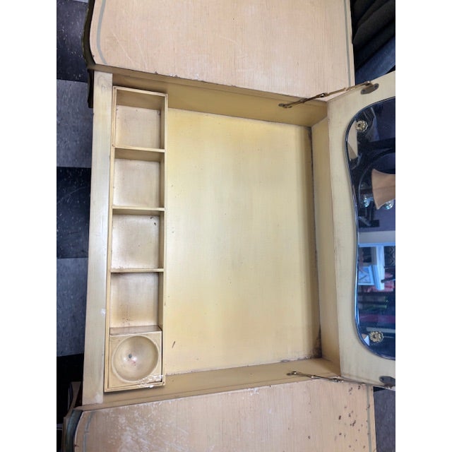 1960s 1960s John Widdicomb Vanity/Desk For Sale - Image 5 of 15