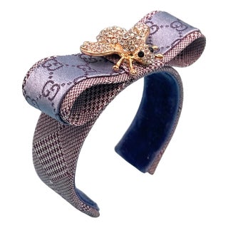 Gucci Gg Micro Houndstooth Vintage Silk Necktie Cuff Bracelet For Sale