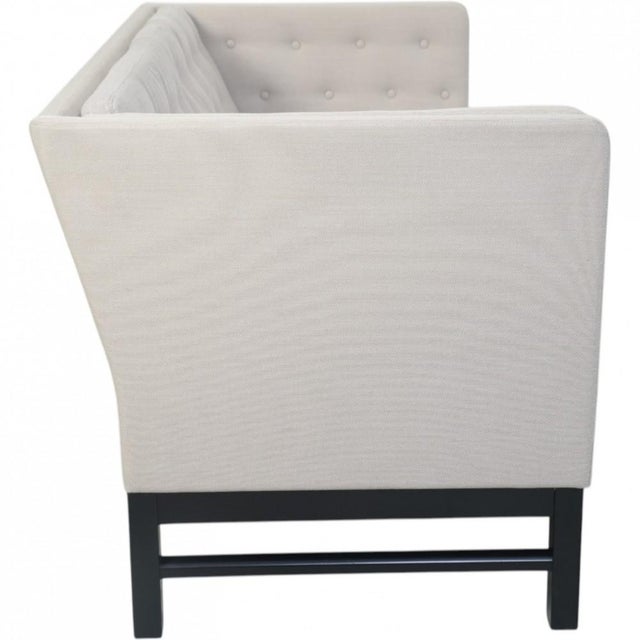 Erik Jørgensen EJ-315 2.seater sofa, fully upholstered in grey fabric with solid wood legs and buttons on the cushions....