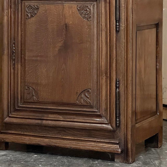 Coffee 18th Century Country French Homme Debout ~ Bonnetiere For Sale - Image 8 of 17