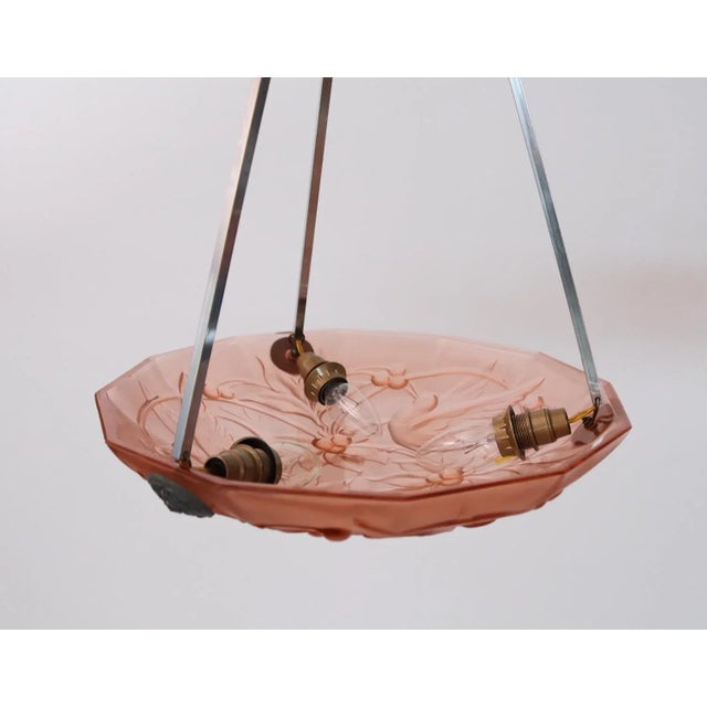 1940s Italian Art Deco Sculptured Glass and Chrome Chandelier in Pink, 1940s For Sale - Image 5 of 18