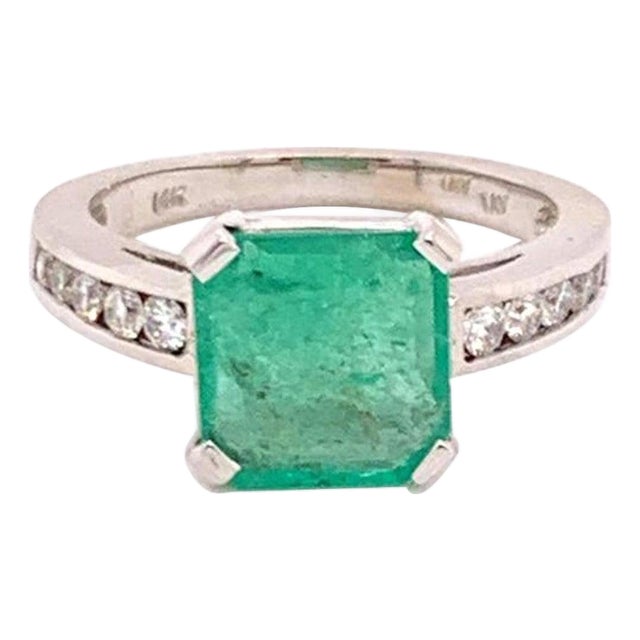 Diamond Emerald Ring 14Karat Gold 2.55 TCarat Women Certified For Sale