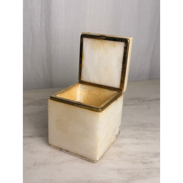 Shell Vintage White Stone Alabaster Trinket Box With Brass Shell Clasp, Jewelry Box, Square Stone Hinged Casket, Hollywood Regency Vanity Decor For Sale - Image 7 of 12