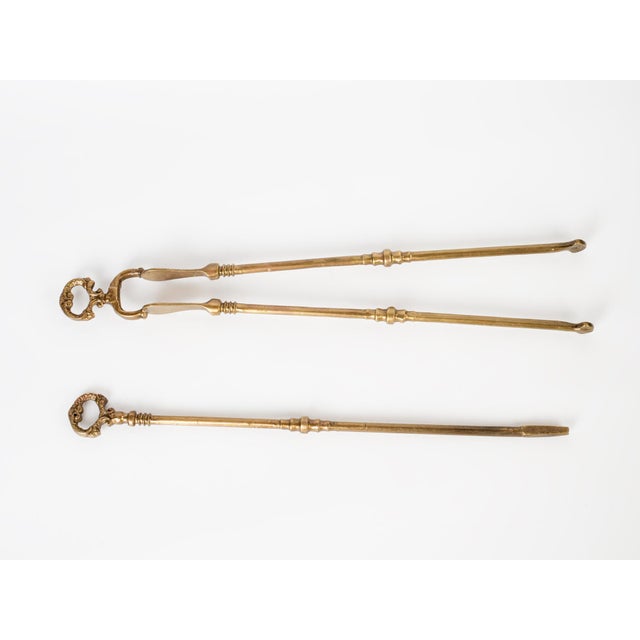 Baroque 1960s Spanish Baroque Curated Brass Fireplace Tools Set With Stand - 3 Pieces For Sale - Image 3 of 10