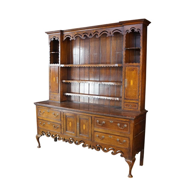 This rare and exceptional antique Welsh dresser is crafted from solid oak, dating from the late 18th century. Beautifully...