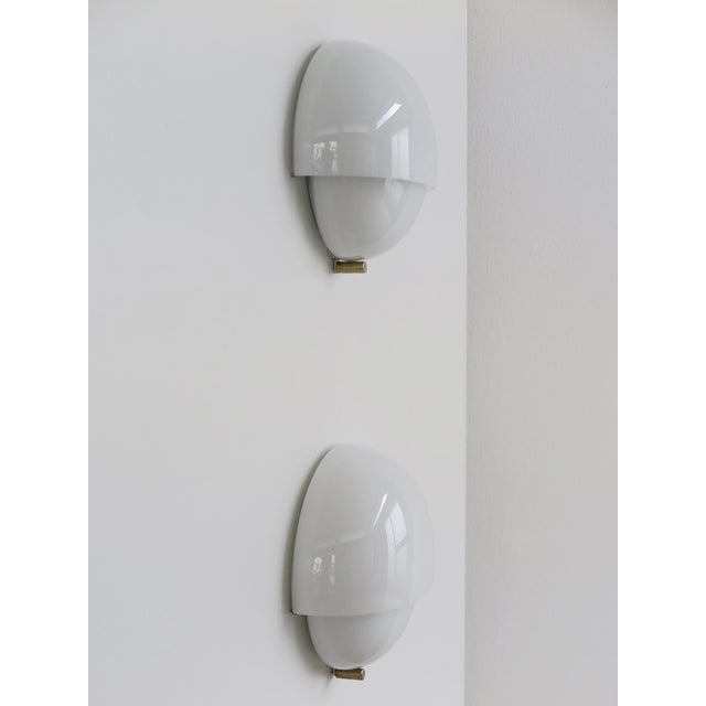 1960s Mania Wall Lamps by Vico Magistretti for Artemide, 1960s, Set of 2 For Sale - Image 5 of 12