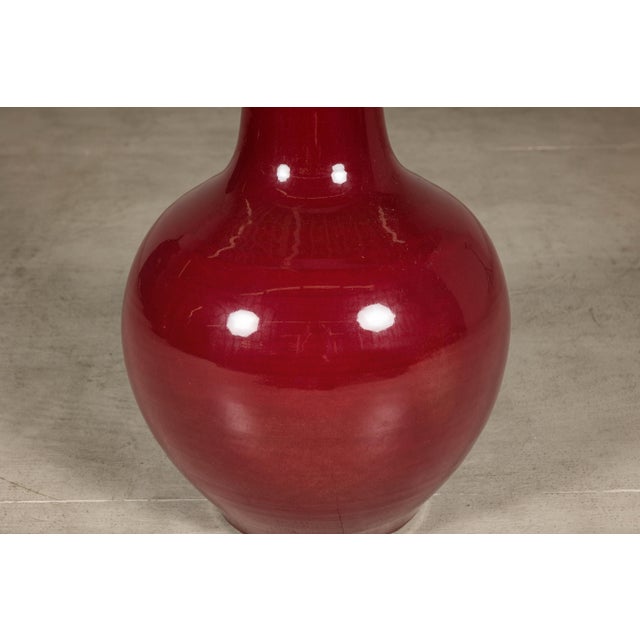 Vintage Chinese Oxblood Porcelain Vase with Long Neck and Baluster Form For Sale - Image 13 of 16