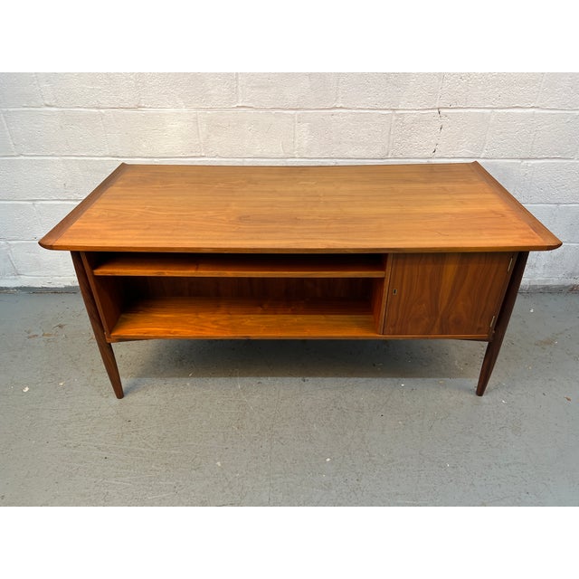 Mid-Century Danish Teak Desk by Arne Vodder for h.p Hansen For Sale - Image 17 of 17