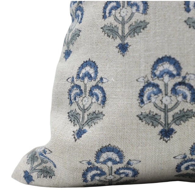 Not Yet Made - Made To Order Fabdivine Floral Home Decor Cushion Cover 14x14 Inch - Traffic Light For Sale - Image 5 of 8