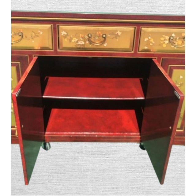 Vintage Chinoiserie Bird Floral Red Gold Leaf Pagoda Top Regency Buffet Credenza Server Cabinet For Sale In West Palm - Image 6 of 11