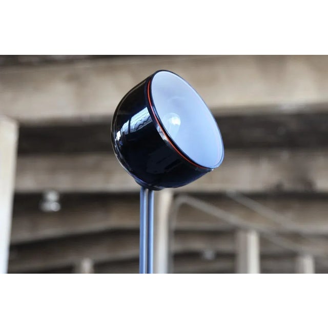 Postmodern 1980s Mid-Century Postmodern Italian Relux Black & Red Milano Adjustable Pivoting Eyeball Floor Lamp For Sale - Image 3 of 10