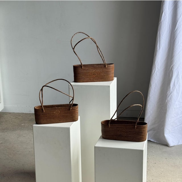 Small Oval Basket with Long Handles For Sale - Image 9 of 18