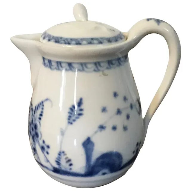 Antique 18th Century Vienna Porcelain Cream Jug and Cover in Chinese Blue & White For Sale - Image 13 of 13