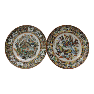 19th-Century Chinese Export Porcelain Plates in the Popular "Thousand Butterfly"