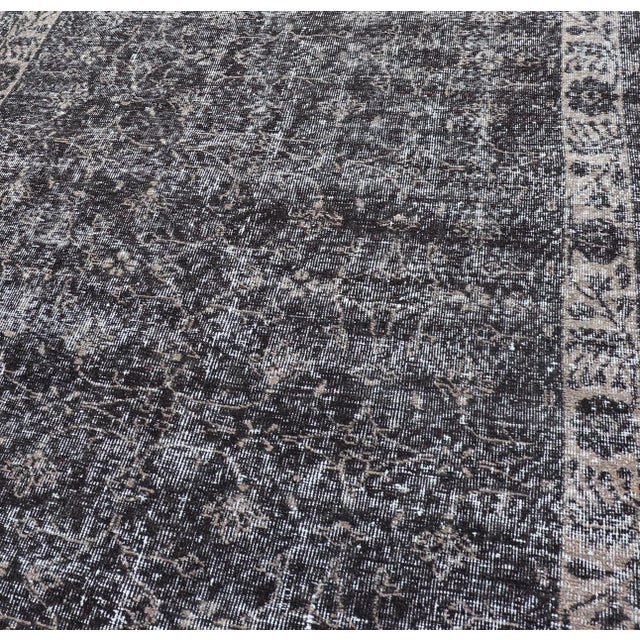 Over Dyed Gallery Oushak With All-Over Floral Design in Charcoal, Cream & Grays For Sale In Atlanta - Image 6 of 15