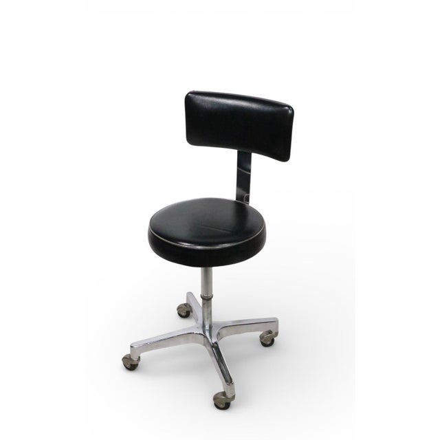 Mid-Century Modern Mid 20th Century Industrial Chrome and Black Swivel Work Stool Chair by Adjusto For Sale - Image 3 of 12
