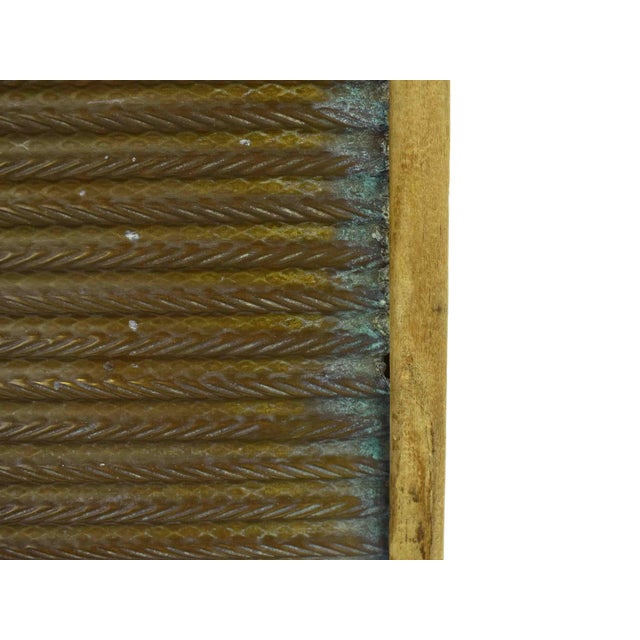 Brown Early 20th Century National Washboard the Brass King 801 Made in Usa For Sale - Image 8 of 12