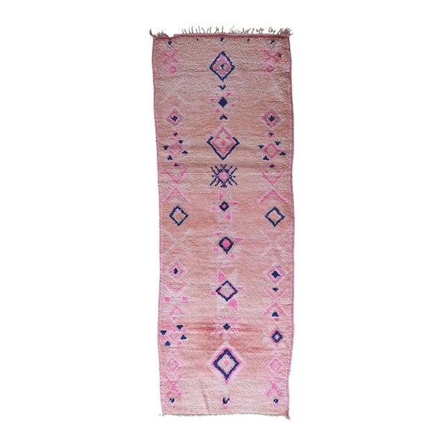Pink Moroccan Runner Wool Rug - 9.1 X 3.3 Ft For Sale